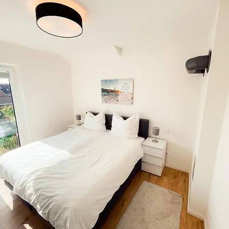 Meerzeit - Sauna Und Kamin - Moderne * Kellenhusen